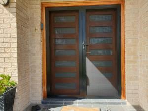 SECURITY SCREEN DOOR