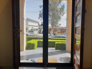 SECURITY SCREEN DOOR